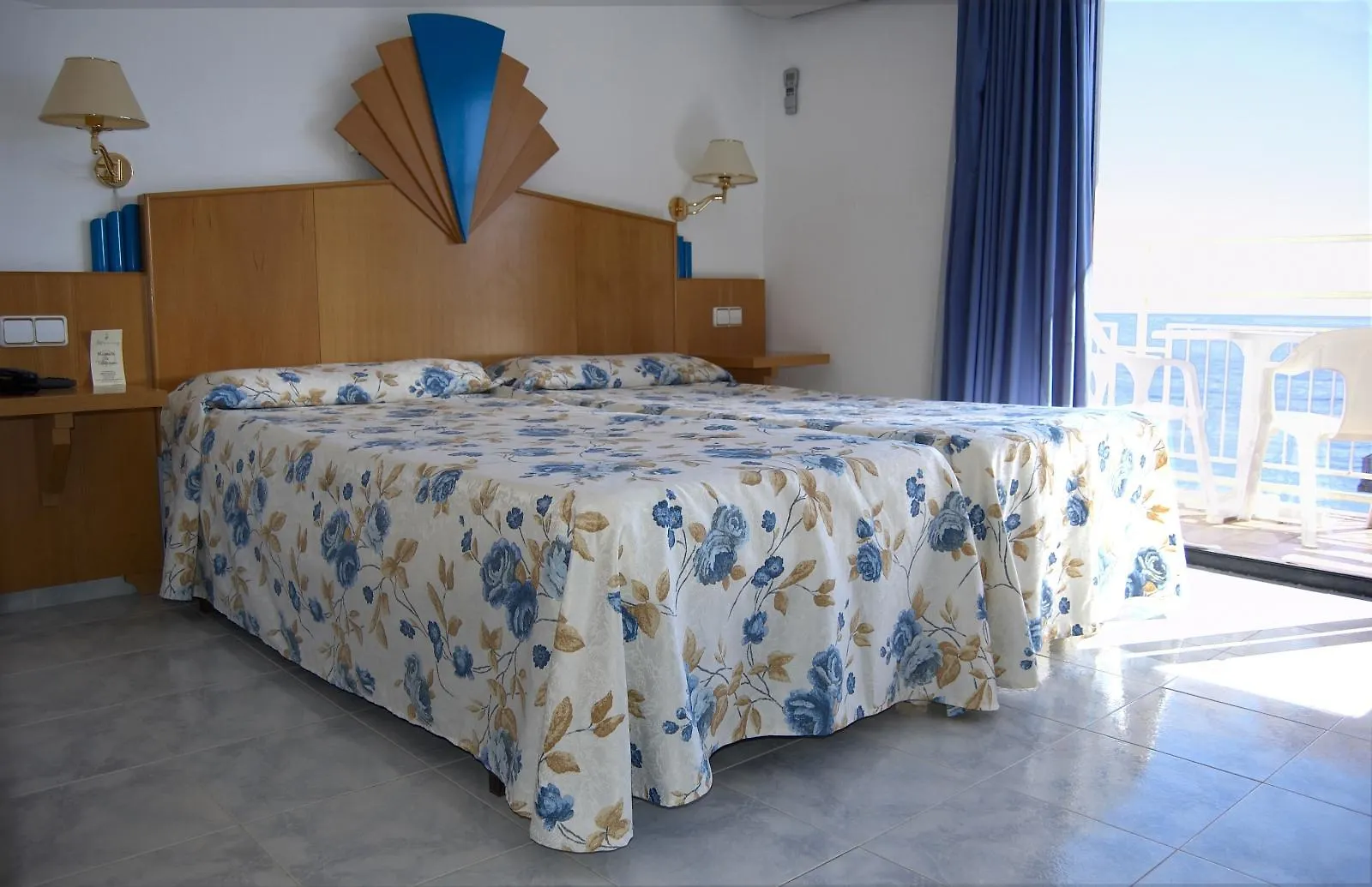 Checkin Blanes Ξενοδοχείο
