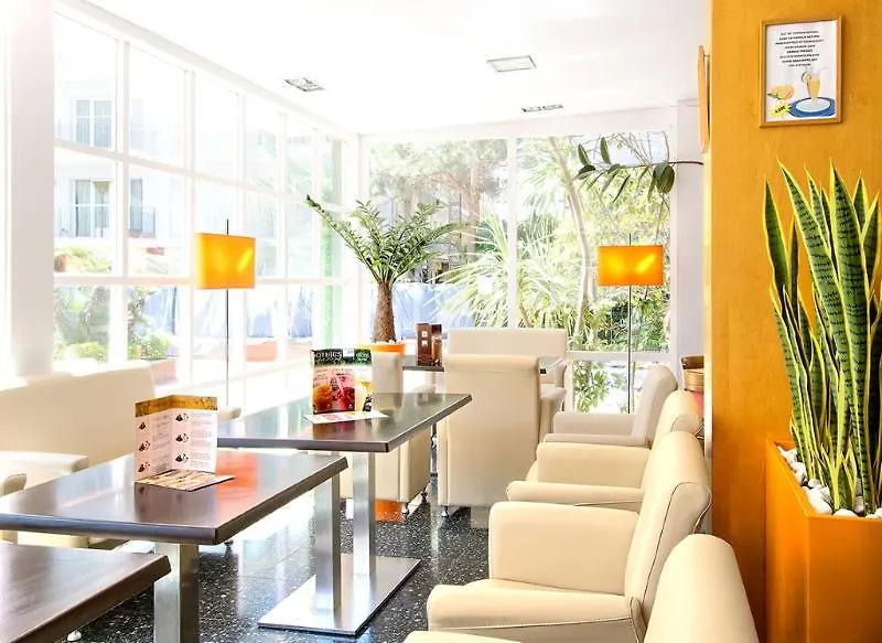 Checkin Blanes Hotel 3*,  Spanje
